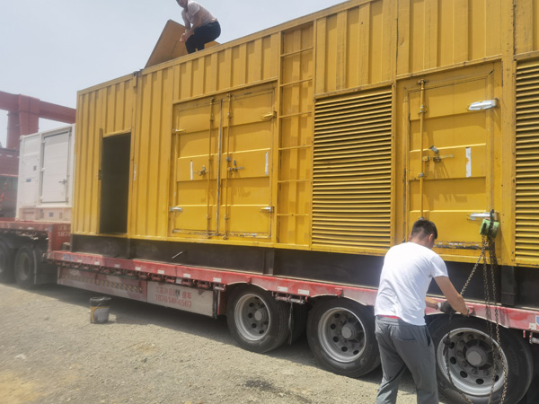 子洲除了负载情况和发动机维护,还有哪些因素会影响 200kw 柴油发电机的油耗?