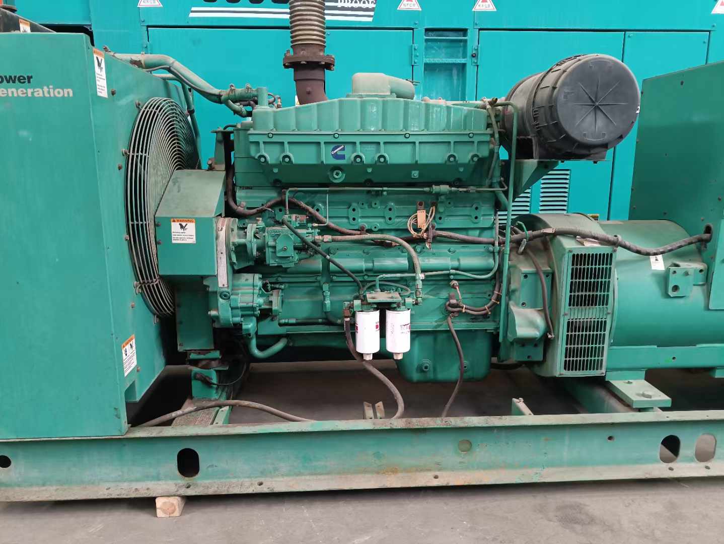 子洲过载会对 600kW 柴油发电机组造成哪些损害？