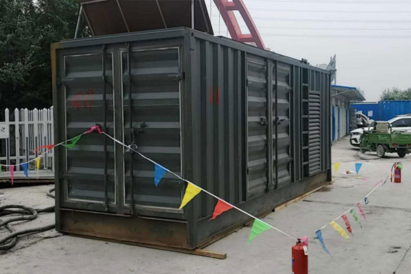 子洲发电机租赁空气滤清器多久更换一次?