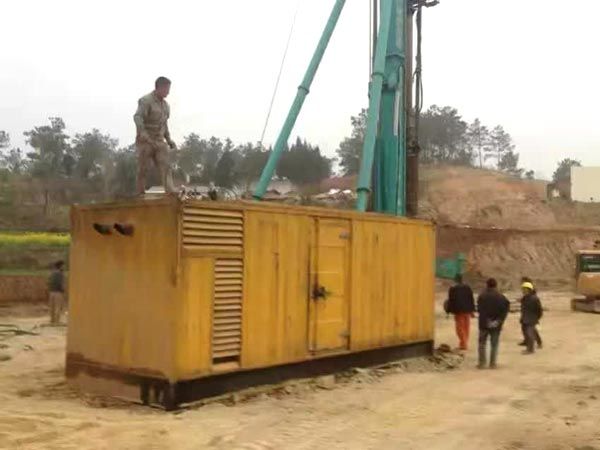 子洲如何判断水冷式机油散热器密封件是否需要更换?